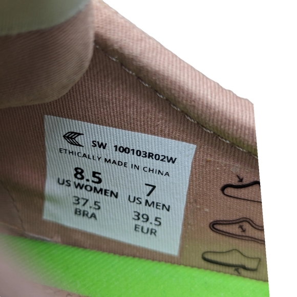 Cariuma Unisex Sneakers Oca Low Top Lace Up Suede Leather Pink W8.5 M7 - Picture 6 of 16